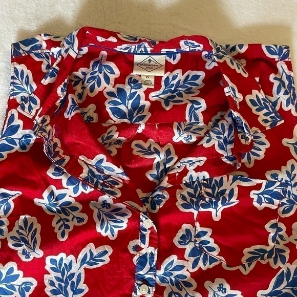 Nwt St. John’s Bay sleeveless shirt color red white and blue size petite large - Picture 3 of 3
